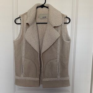 Cream Shearling Vest - Sleeveless Jacket